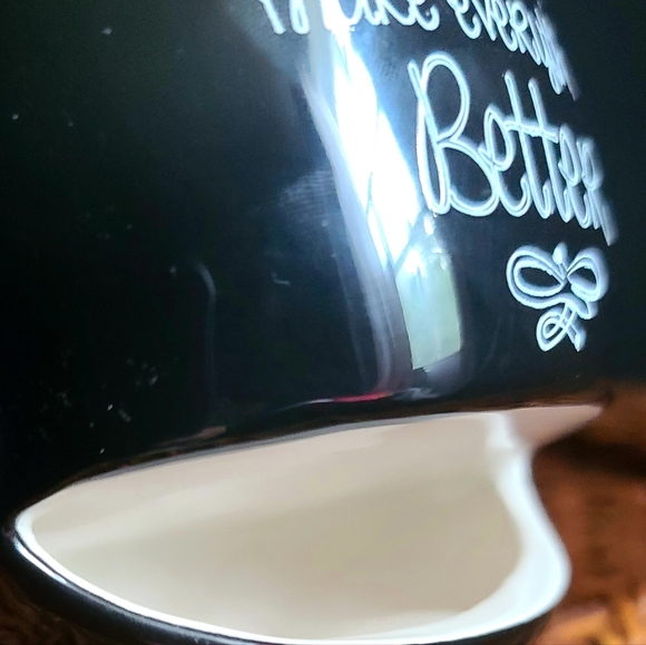 Avon Mug with special opening to insert Cookies into Mug. - Picture 10 of 10